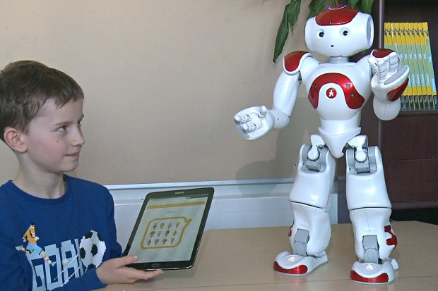 В Финляндии роботы обучают людей финскому языку